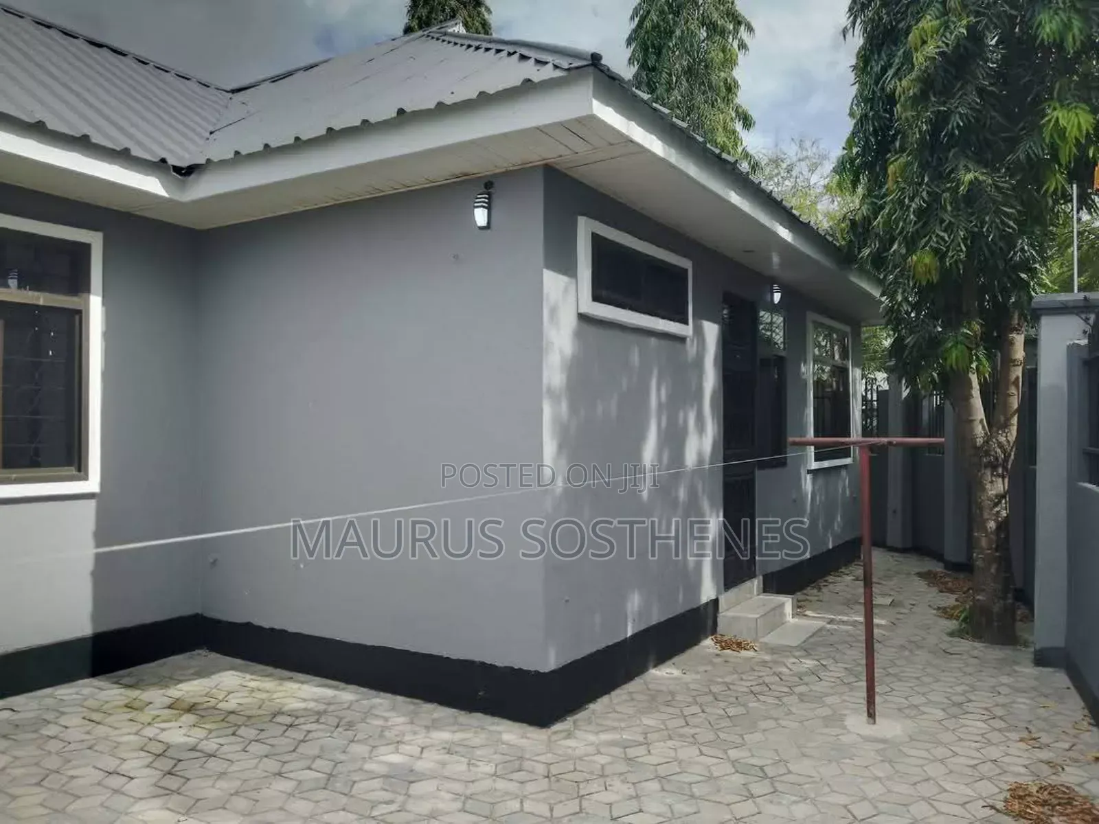 3bdrm House in Matembele Ya Pili, Kitunda for rent