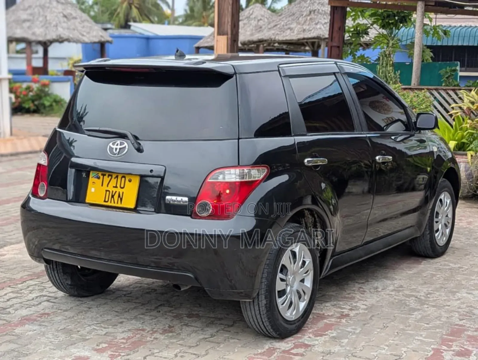 Toyota IST 2005 Black