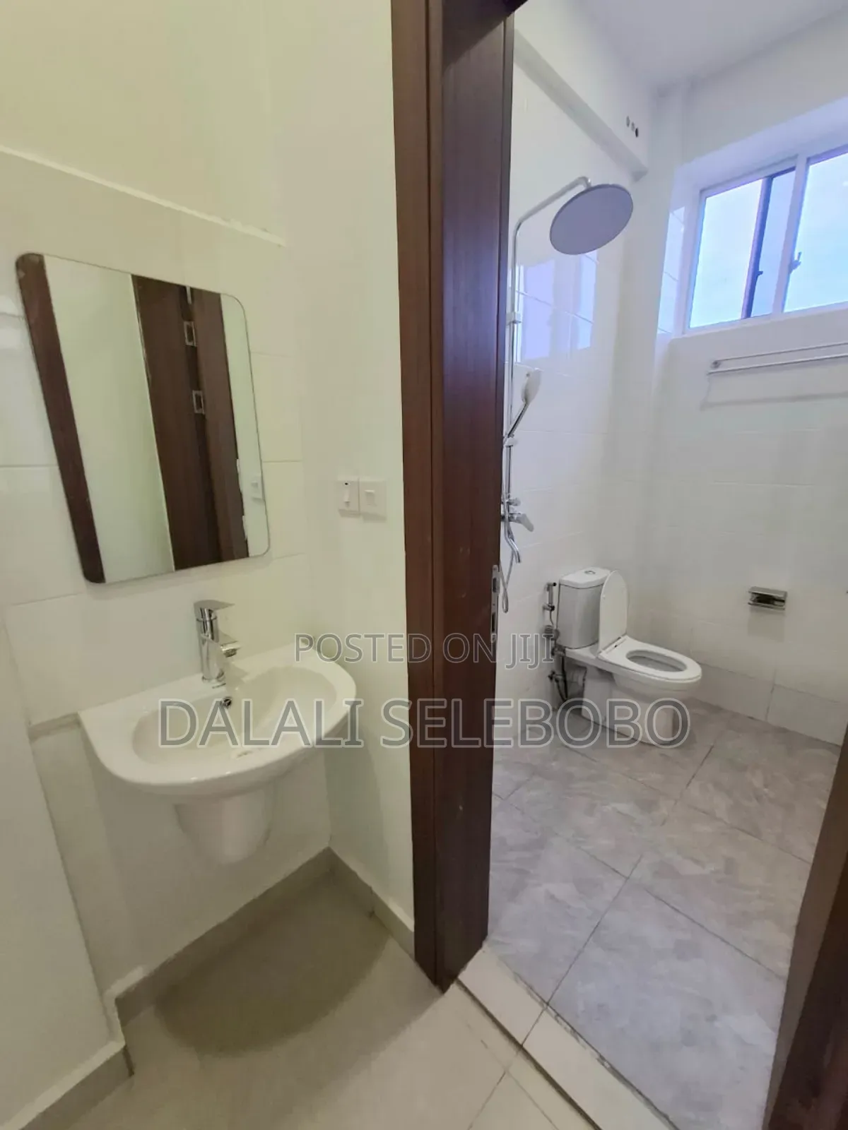 3bdrm Apartment in Kawe for sale