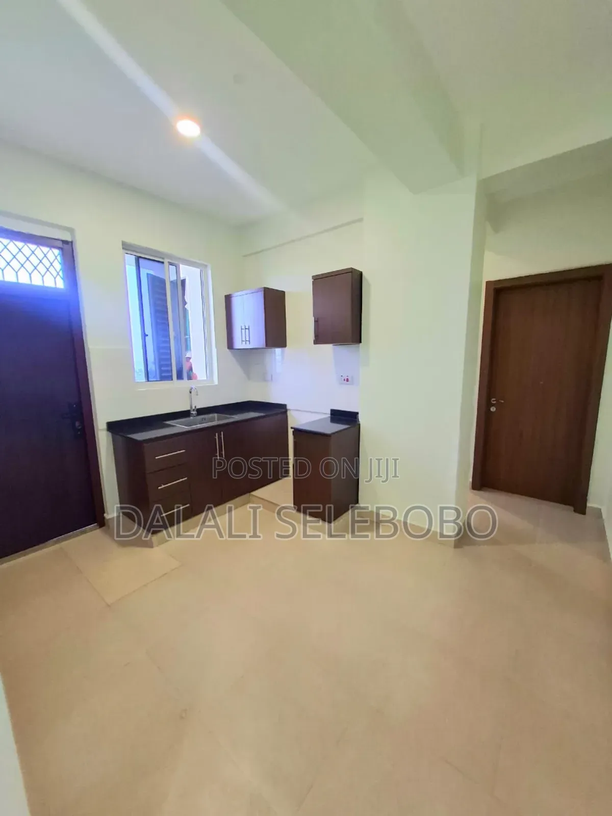 3bdrm Apartment in Kawe for sale