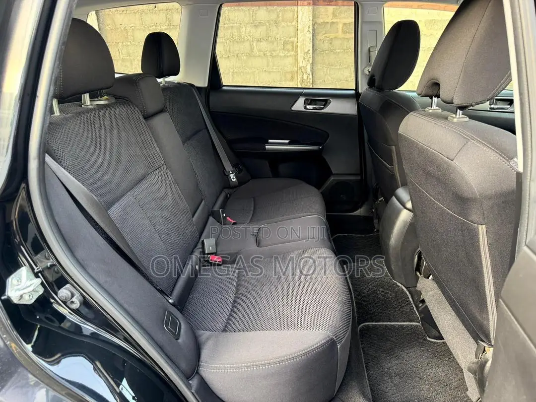Subaru Forester 2.0D X 2011 Black