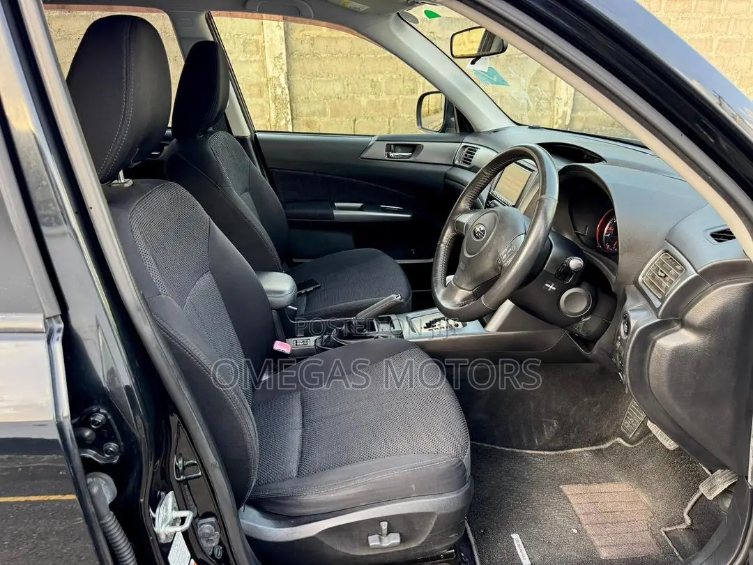 Subaru Forester 2.0D X 2011 Black