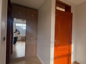5bdrm House in Kahwa Resl Estate, Mbezi Beach for sale