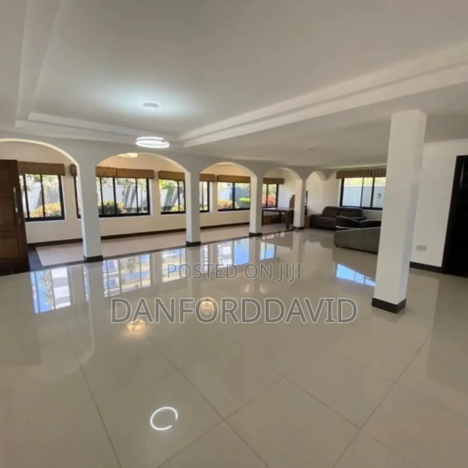 5bdrm House in Kahwa Real Estate, Masaki for sale