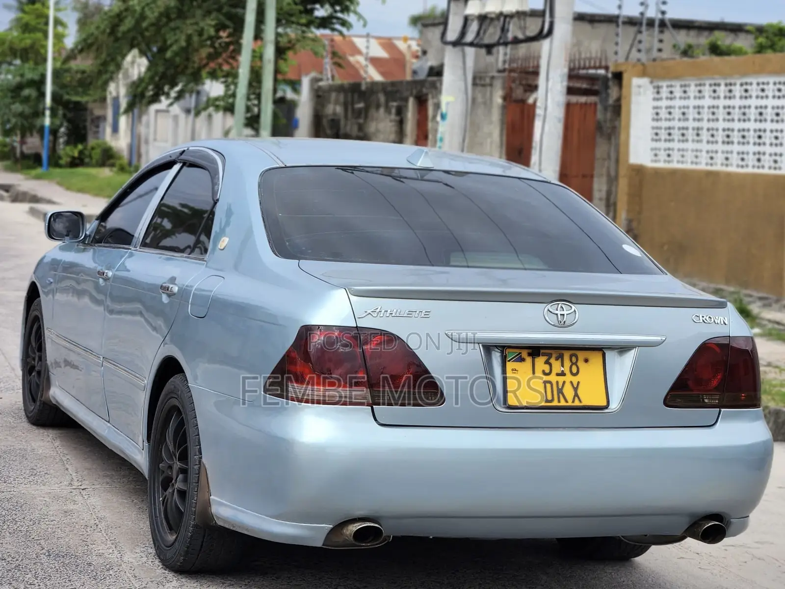 Toyota Crown Royale 2005 Blue