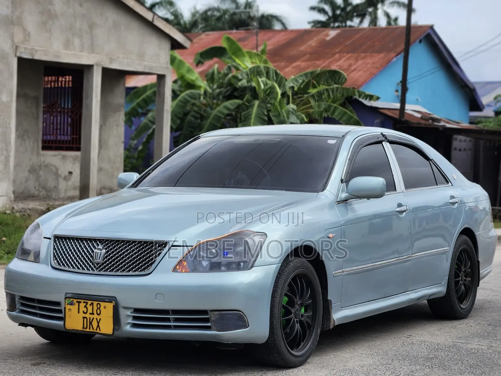 Toyota Crown Royale 2005 Blue