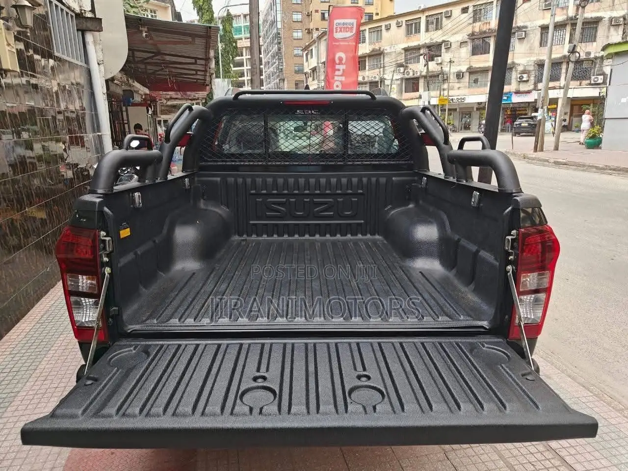 New Isuzu D-MAX 2025 Black