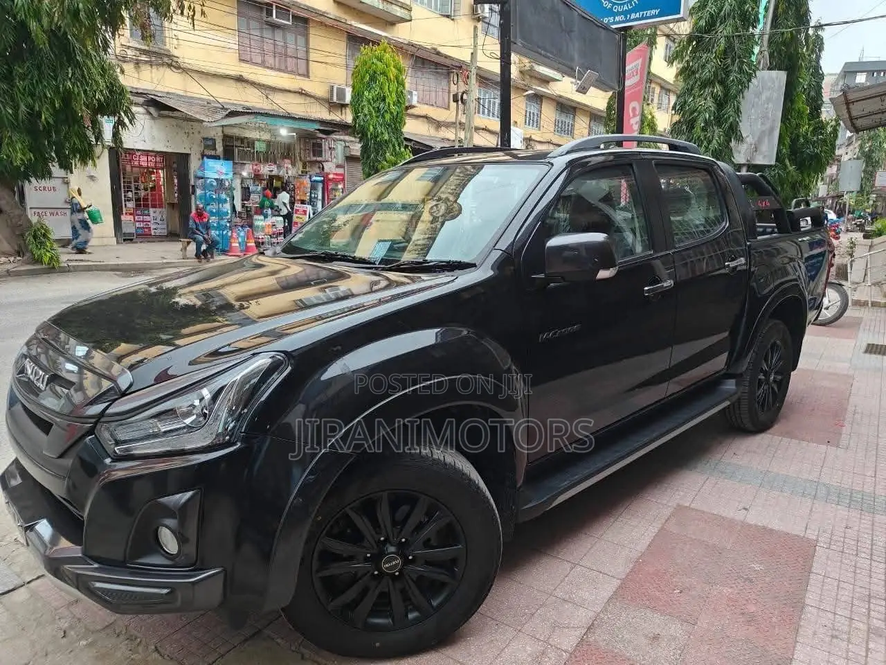 New Isuzu D-MAX 2025 Black