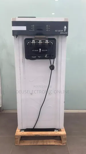 *Soft Ice Cream  Machines*
Available at Cke !!
- 28 Litres
- ⁠