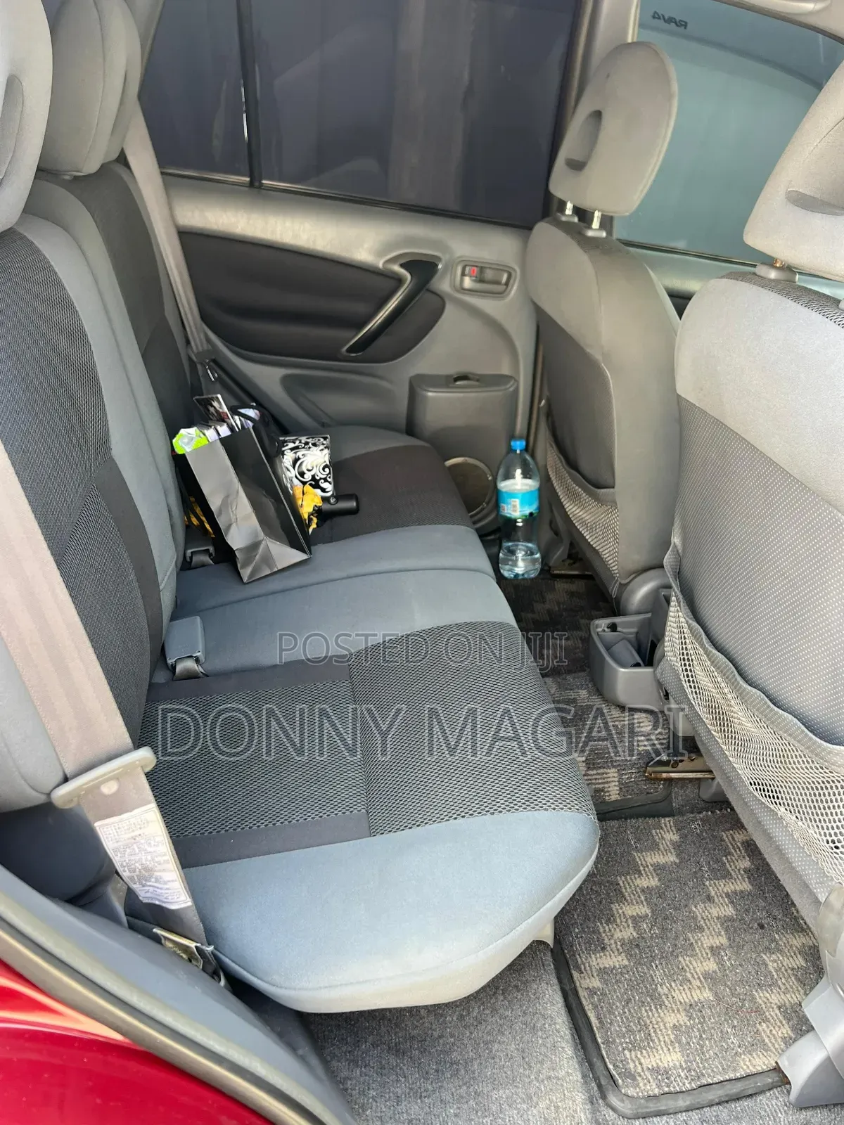 Toyota RAV4 1.8 2005 Red
