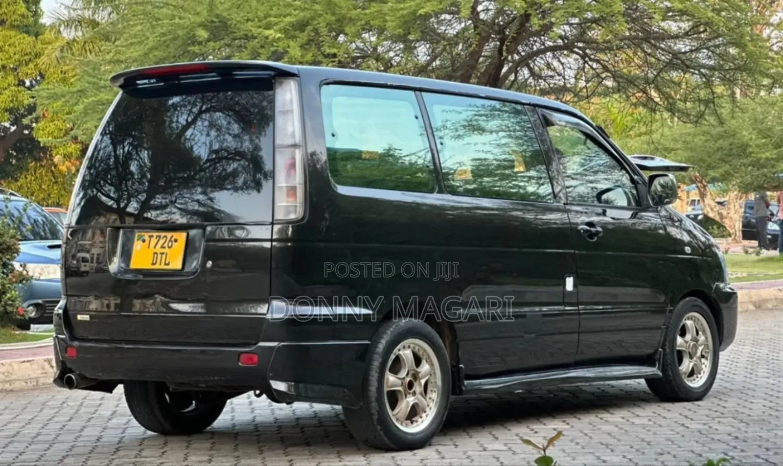 Toyota Noah 2002 Black