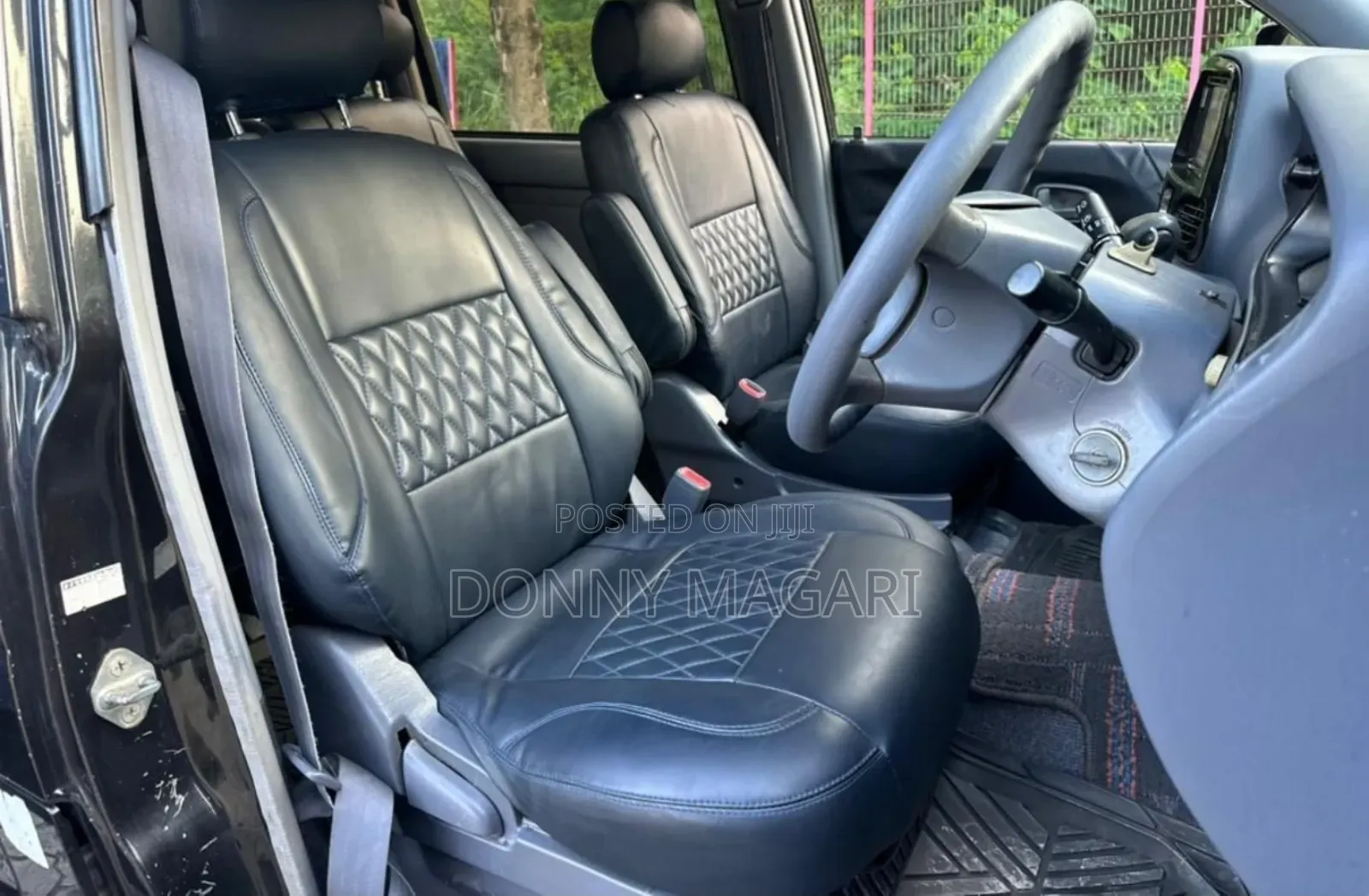Toyota Noah 2002 Black