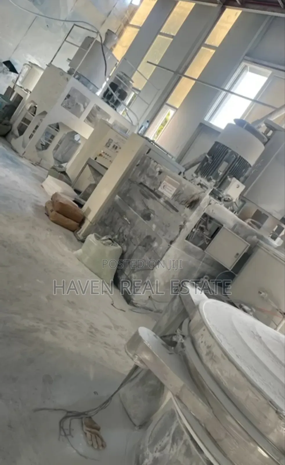 Kiwanda Cha Plastiki Kinauzwa Kisemvule