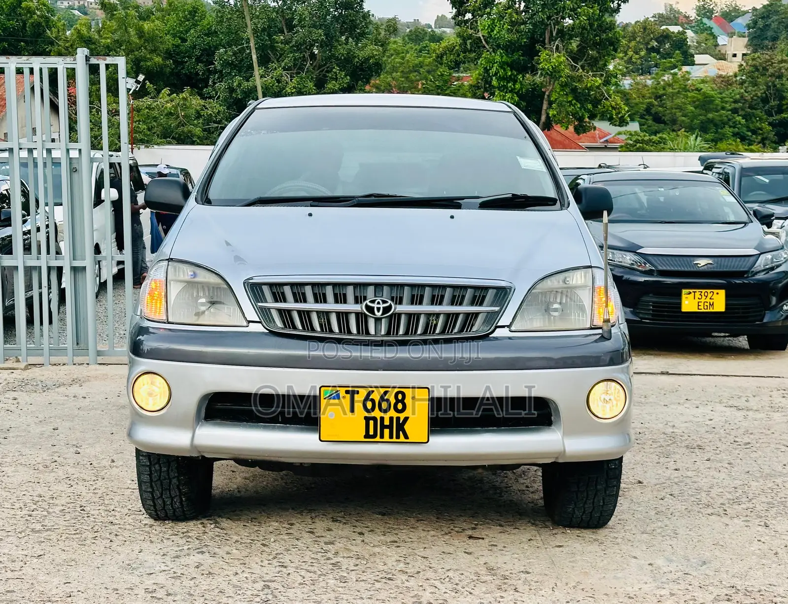 Toyota Nadia 2000 Silver