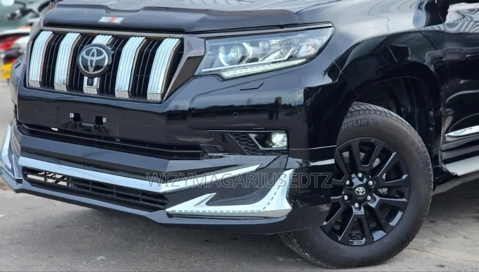 Toyota Land Cruiser Prado 2.8 2022 Gold