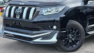 Toyota Land Cruiser Prado 2.8 2022 Gold