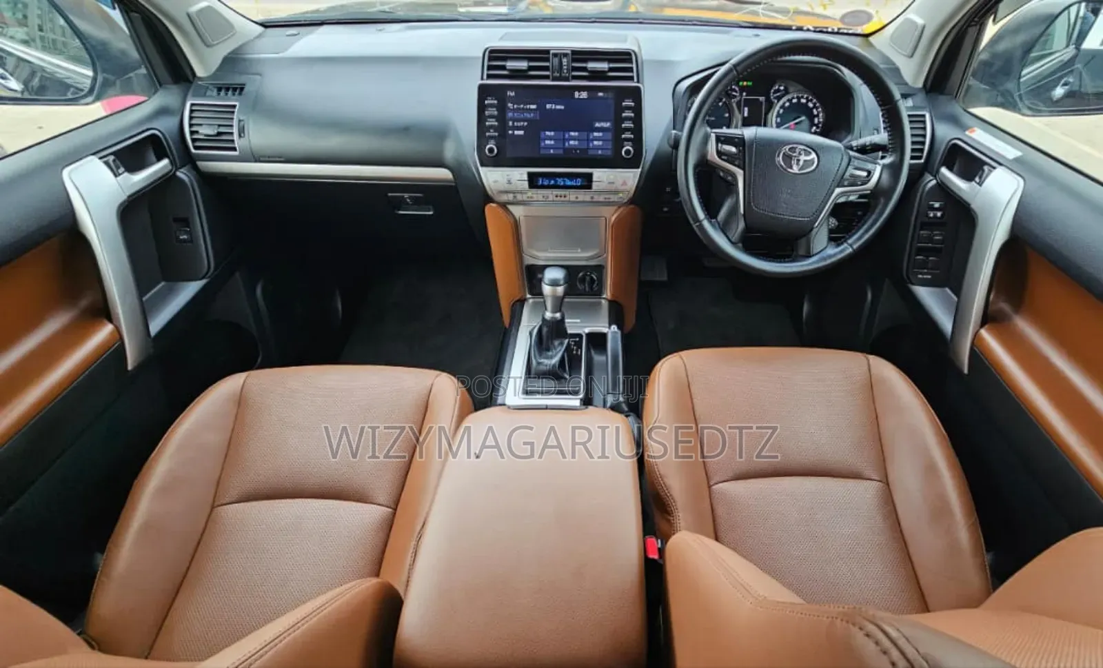 Toyota Land Cruiser Prado 2.8 2022 Gold