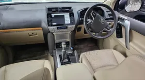 Toyota Land Cruiser Prado 2023 Pearl