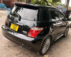 Toyota IST 2006 Black