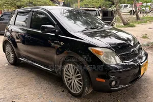 Toyota IST 2006 Black