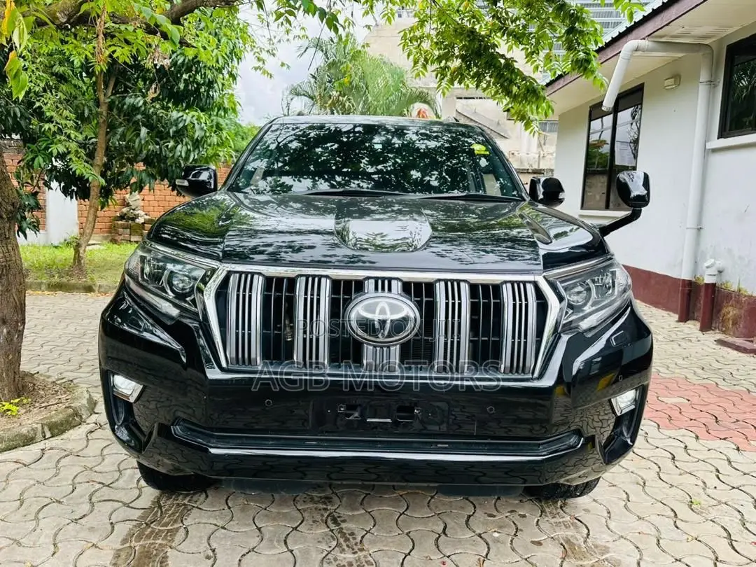 Toyota Land Cruiser Prado 2.8 2019 Black