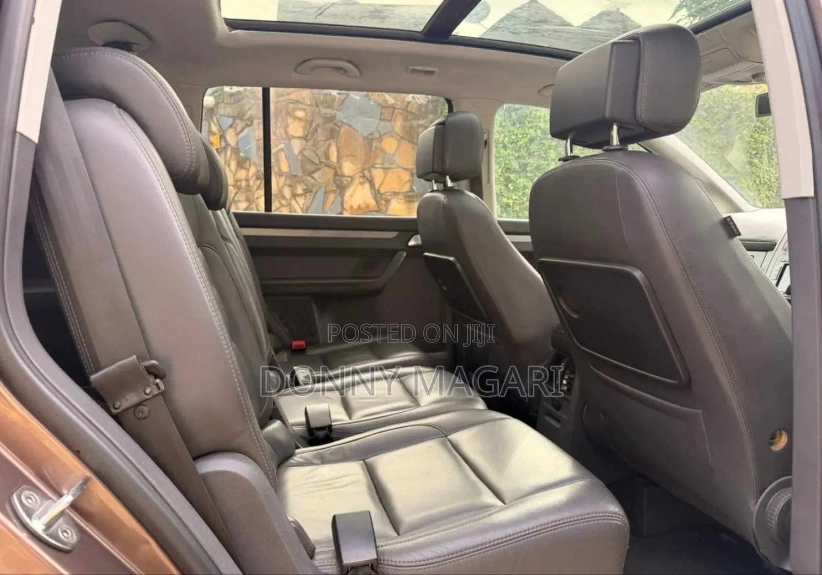 Volkswagen Touran 2013 Brown