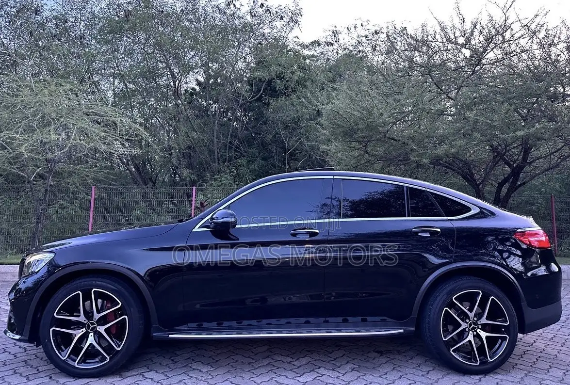 Mercedes-Benz GLC-Class 2017 Black
