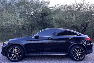 Mercedes-Benz GLC-Class 2017 Black