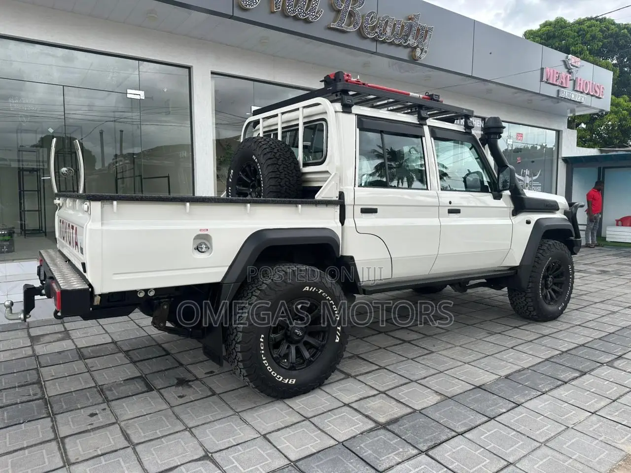 Toyota Land Cruiser 79 Series 2025 Pearl