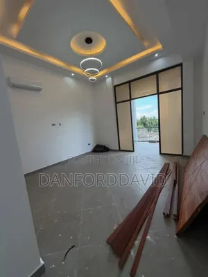 3bdrm Apartment in Kahwa Real Estate, Kijitonyama for rent