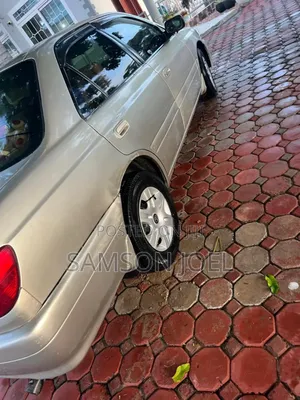 Toyota Carina 2001 Silver
