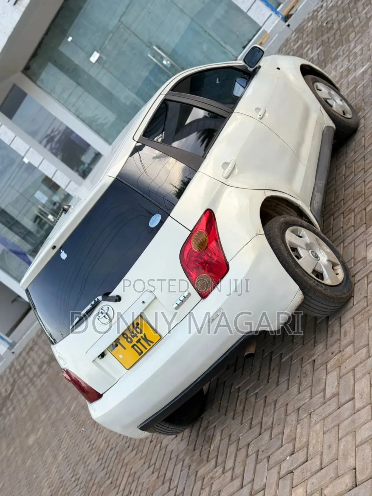 Toyota IST 2005 White