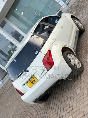 Toyota IST 2005 White