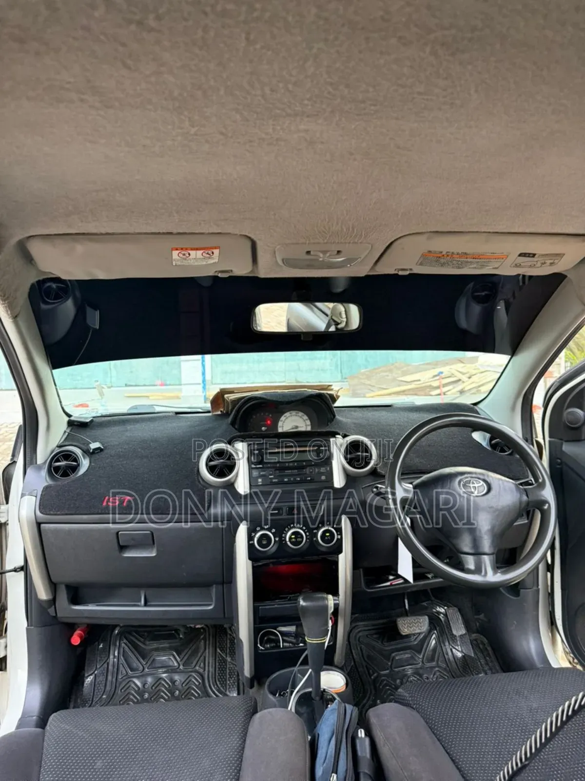 Toyota IST 2005 White