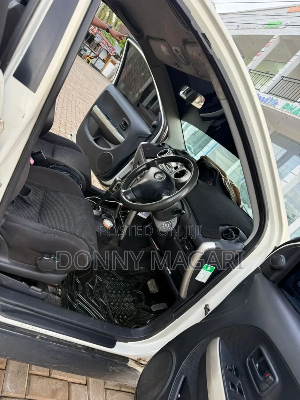 Toyota IST 2005 White