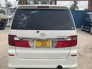 Toyota Alphard 2004 White