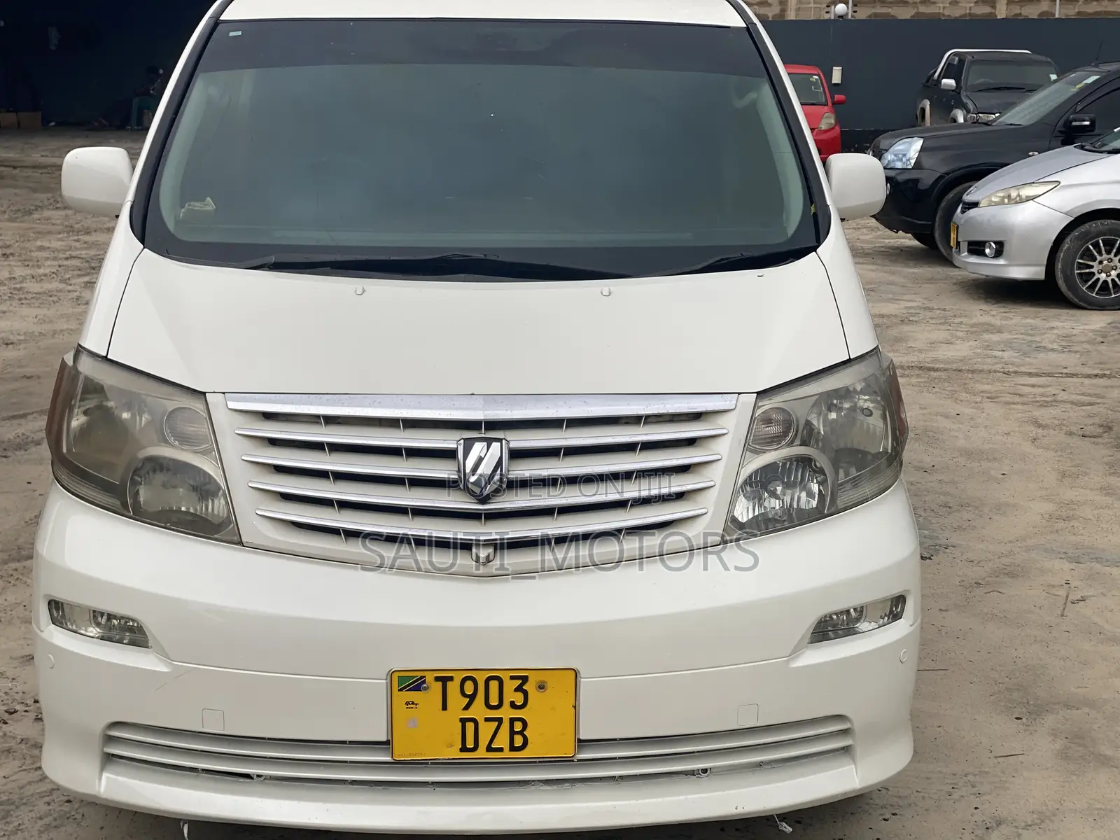 Toyota Alphard 2004 White