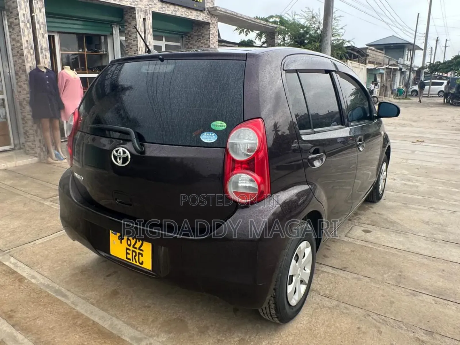 Toyota Passo 2012 Black