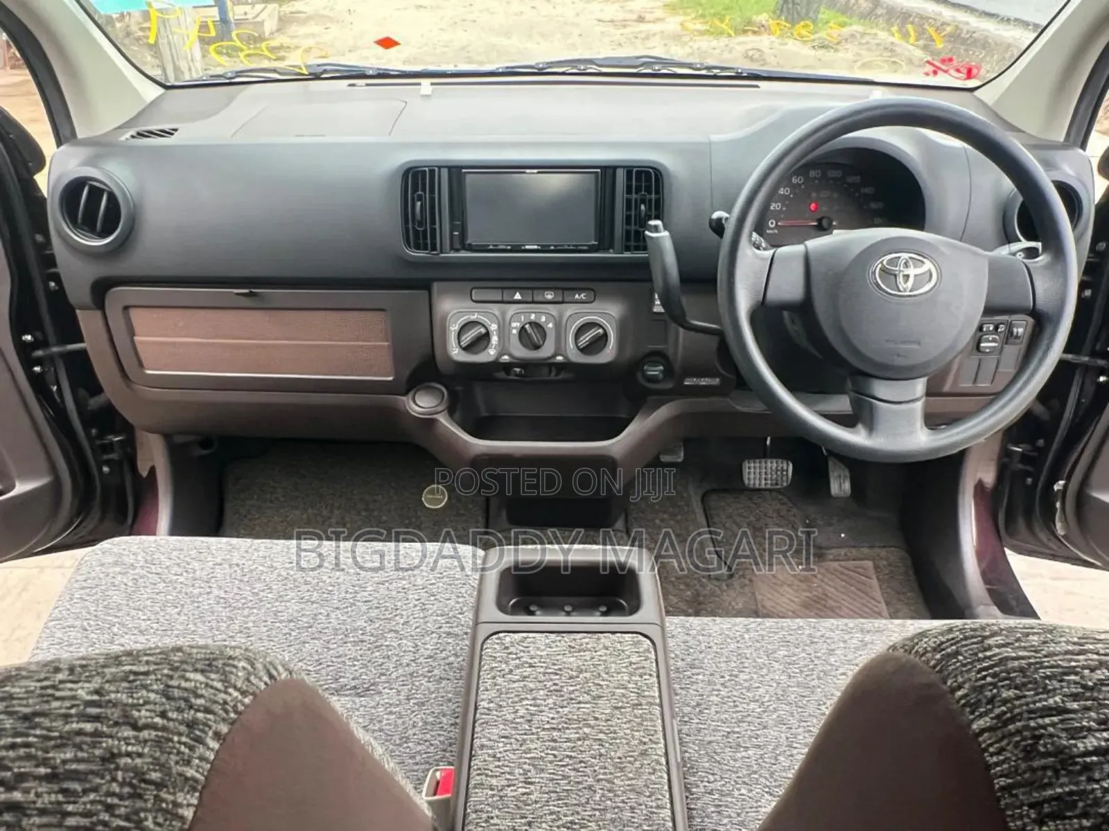 Toyota Passo 2012 Black