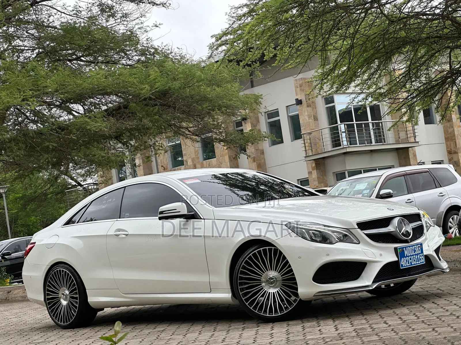 Mercedes-Benz E350 2014 White