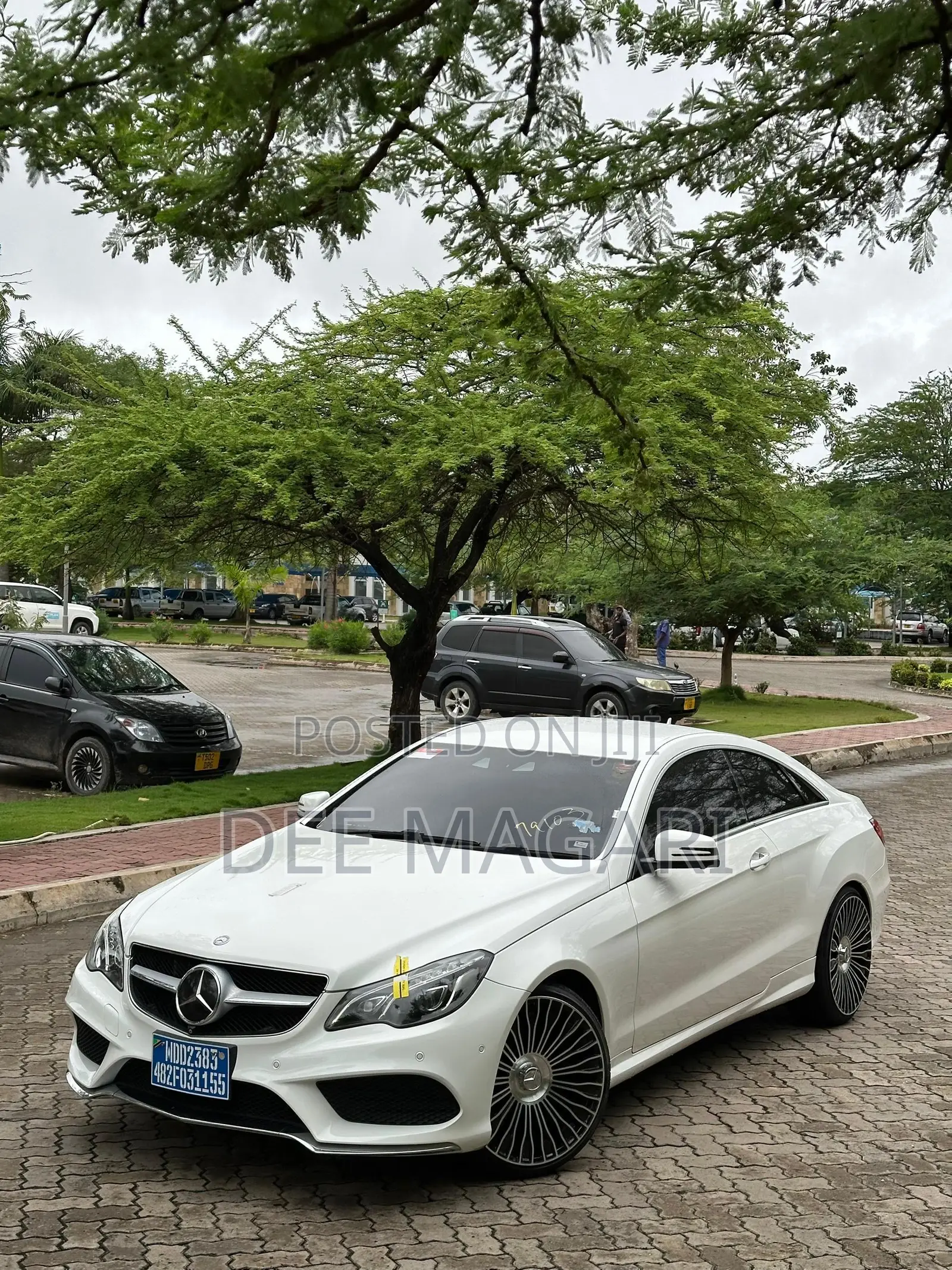 Mercedes-Benz E350 2014 White