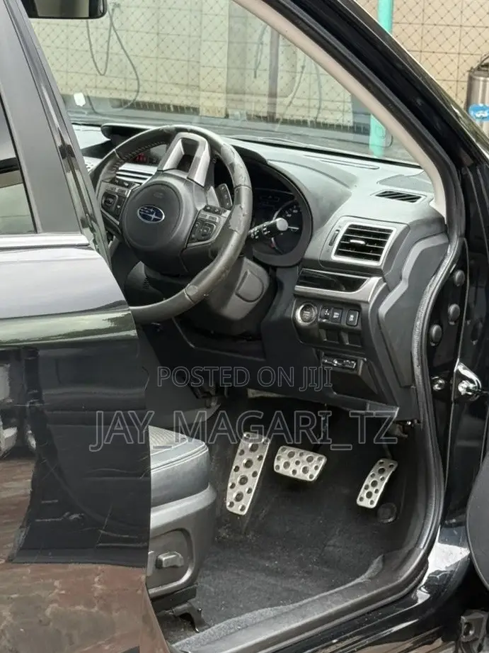 Subaru Forester 2016 Black