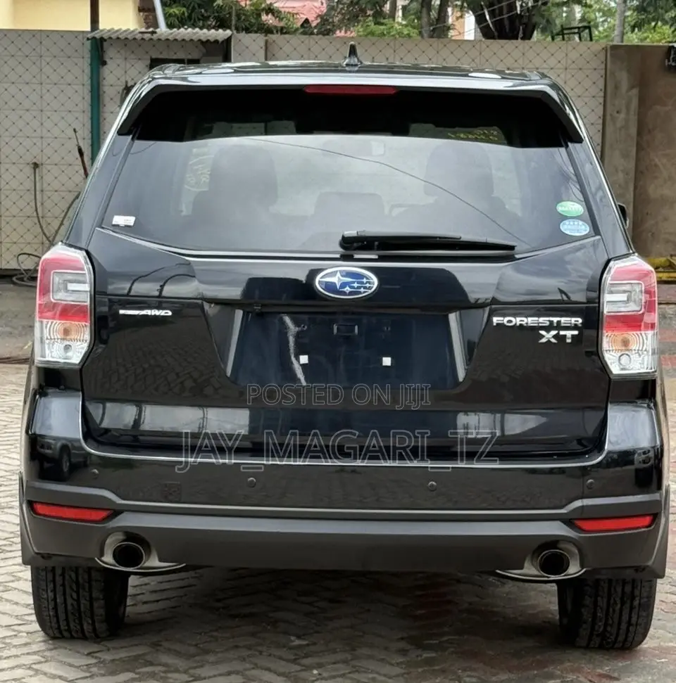 Subaru Forester 2016 Black
