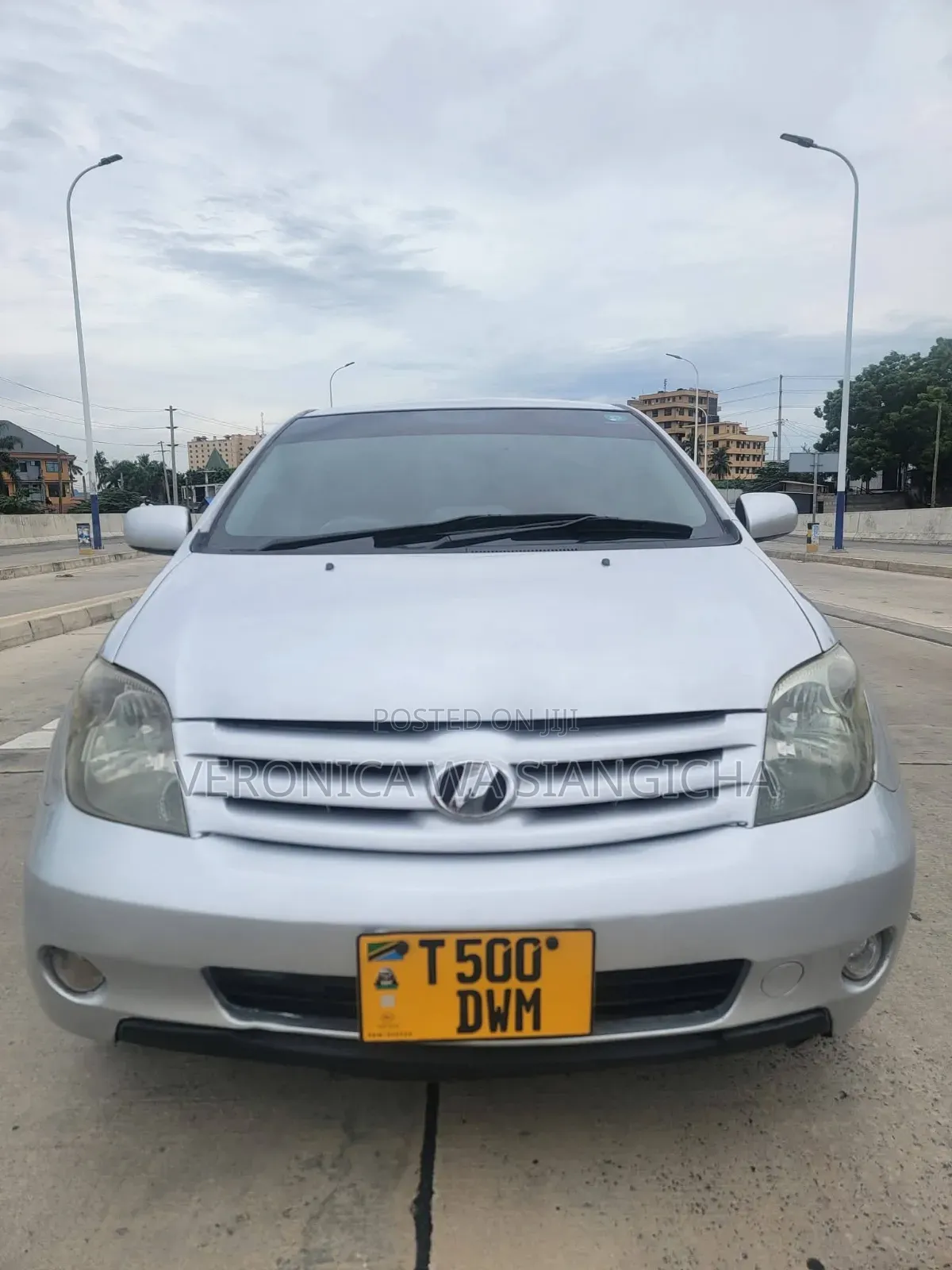 Toyota IST 2004 Silver