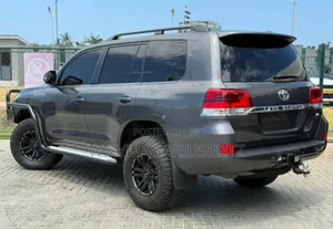 Toyota Land Cruiser 2019 Purple