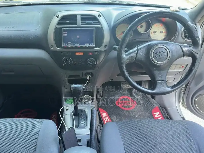 Toyota RAV4 2005 Silver