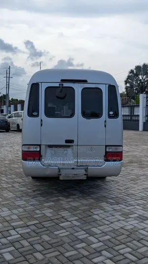 Toyota Coaster 2007 Silver