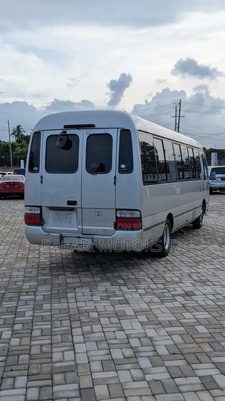 Toyota Coaster 2007 Silver