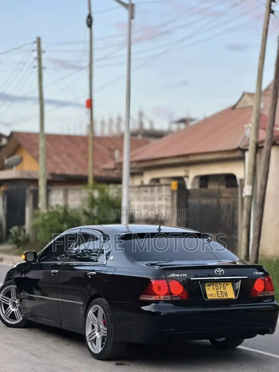Toyota Crown 2007 Black