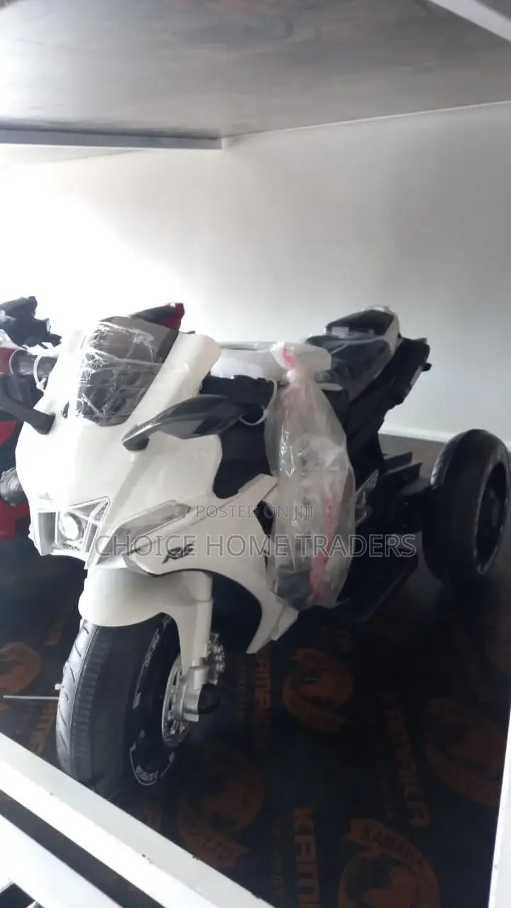 White Colour Kid Motorcycle 2-6yrs